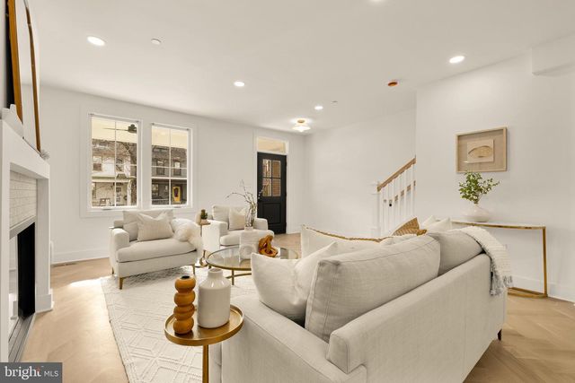 1706 BAY ST SE, Washington, DC 20003