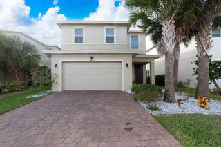 1621 NW Cataluna Circle, Port St Lucie, FL 34986