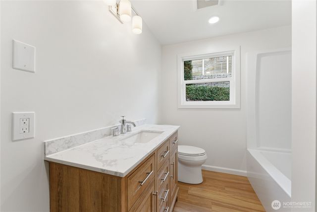 6410 NE 181st Street, Kenmore, WA 98028