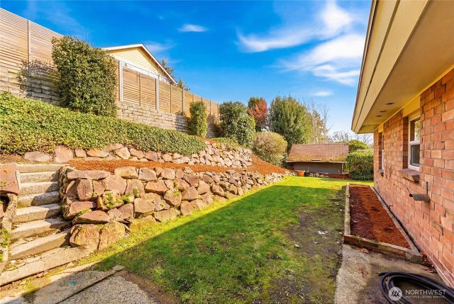 6410 NE 181st Street, Kenmore, WA 98028