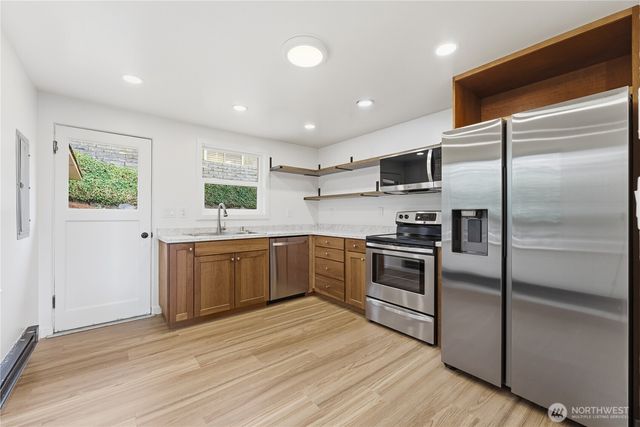 6410 NE 181st Street, Kenmore, WA 98028