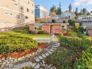 6410 NE 181st Street, Kenmore, WA 98028