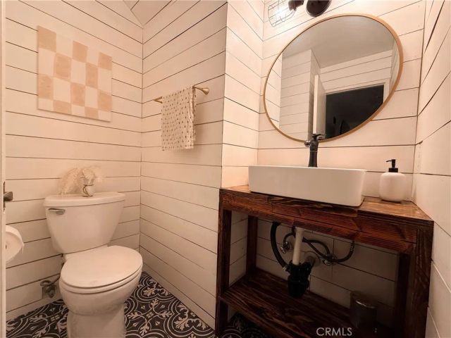 805 E Acacia Avenue F, Glendale, CA 91205