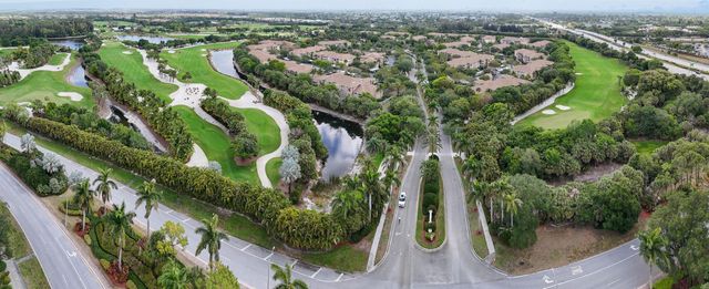 6556 Emerald Dunes Drive 302, West Palm Beach, FL 33411