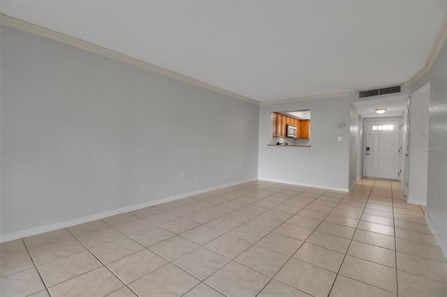 960 LA COSTA CIRCLE 3, Sarasota, FL 34237