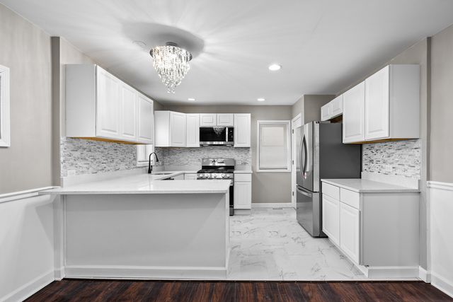 9945 S Sangamon Street, Chicago, IL 60643