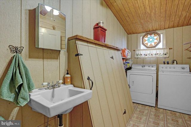 1172 PLUM RD, Bernville, PA 19506