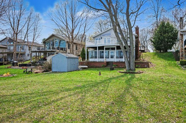 19656 Lakeshore Drive, Park Twp, MI 49093