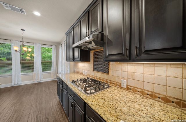 8915 RIVER BLF, San Antonio, TX 78255