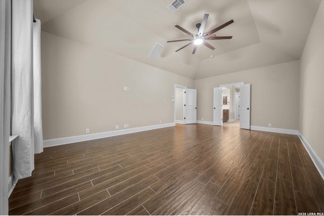 8915 RIVER BLF, San Antonio, TX 78255