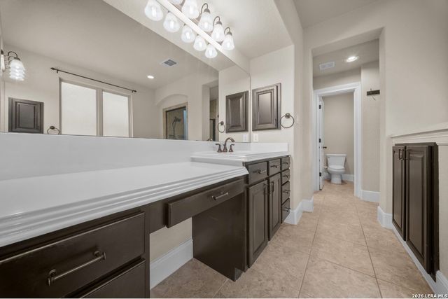 8915 RIVER BLF, San Antonio, TX 78255