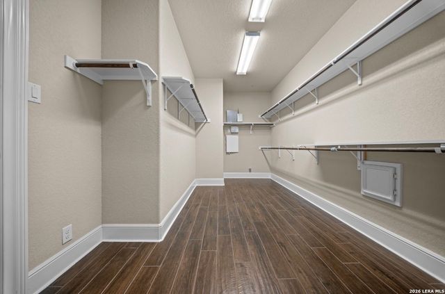 8915 RIVER BLF, San Antonio, TX 78255