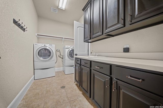 8915 RIVER BLF, San Antonio, TX 78255