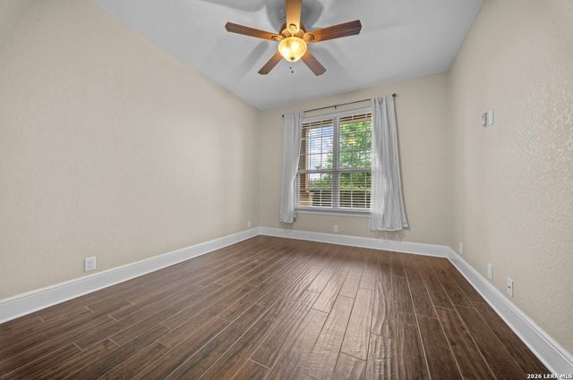 8915 RIVER BLF, San Antonio, TX 78255