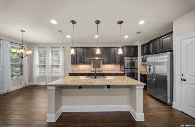 8915 RIVER BLF, San Antonio, TX 78255