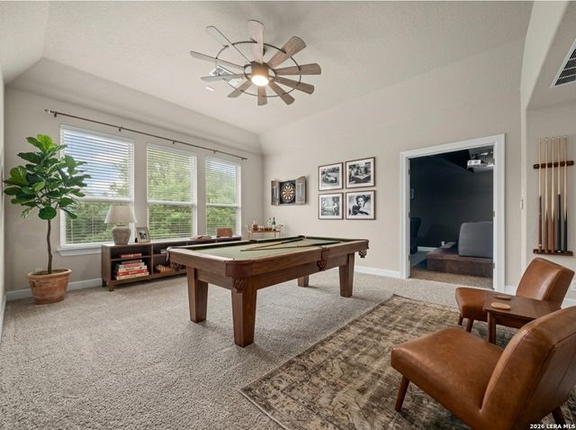 8915 RIVER BLF, San Antonio, TX 78255