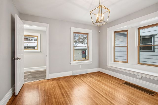 380 Rosewood Terrace, Rochester, NY 14609