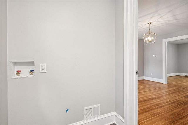 380 Rosewood Terrace, Rochester, NY 14609