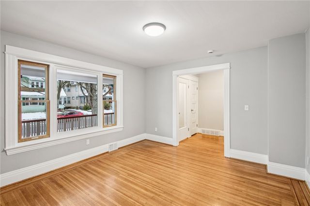 380 Rosewood Terrace, Rochester, NY 14609