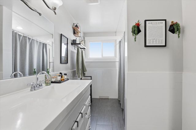 2615 N Hogan St St, Spokane, WA 99207