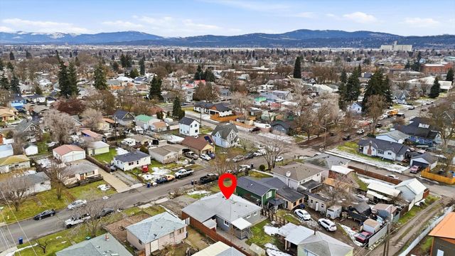 2615 N Hogan St St, Spokane, WA 99207