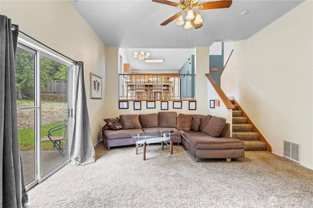 20415 120th St Ct E, Bonney Lake, WA 98391