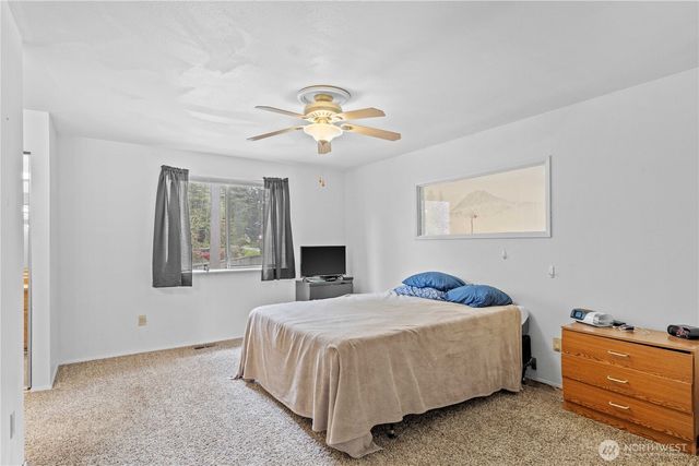 20415 120th St Ct E, Bonney Lake, WA 98391
