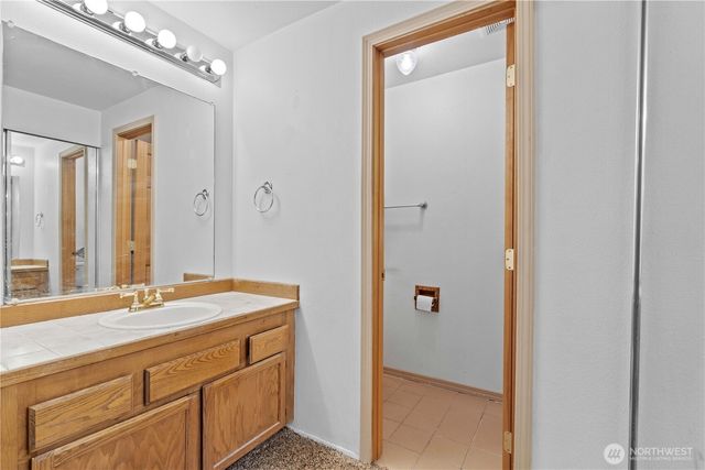 20415 120th St Ct E, Bonney Lake, WA 98391