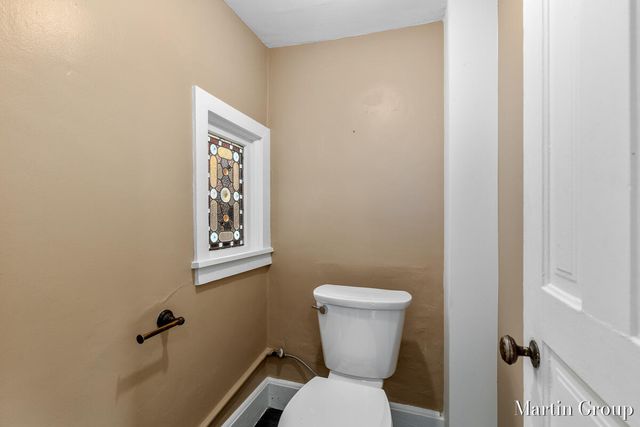 100 Luton Avenue, Grand Rapids, MI 49506
