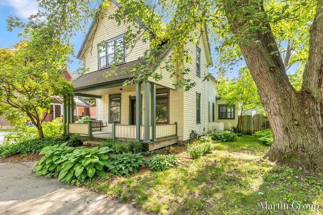 100 Luton Avenue, Grand Rapids, MI 49506
