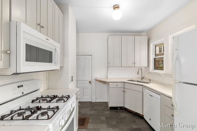 100 Luton Avenue, Grand Rapids, MI 49506