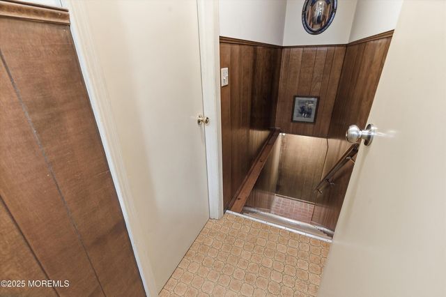 649 Spray Avenue, Beachwood, NJ 08722