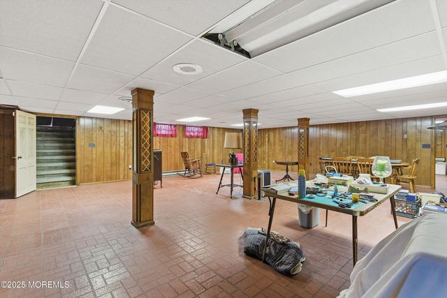 649 Spray Avenue, Beachwood, NJ 08722