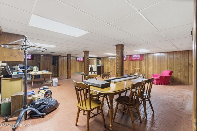 649 Spray Avenue, Beachwood, NJ 08722