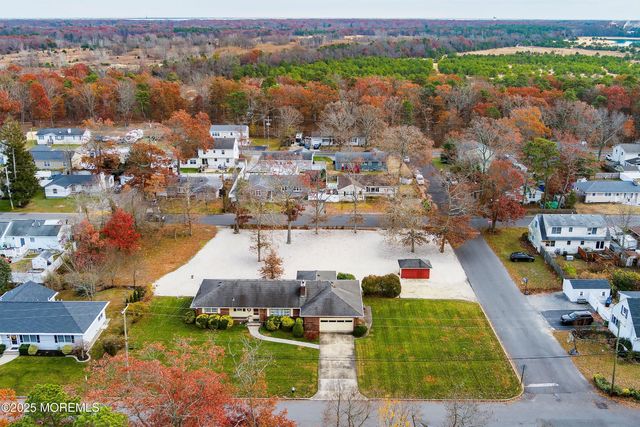 649 Spray Avenue, Beachwood, NJ 08722