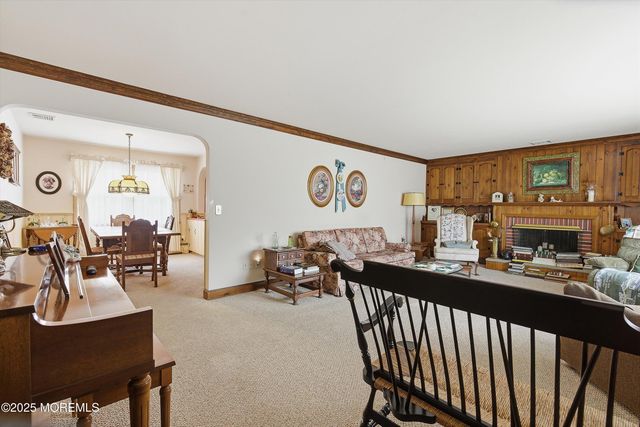 649 Spray Avenue, Beachwood, NJ 08722