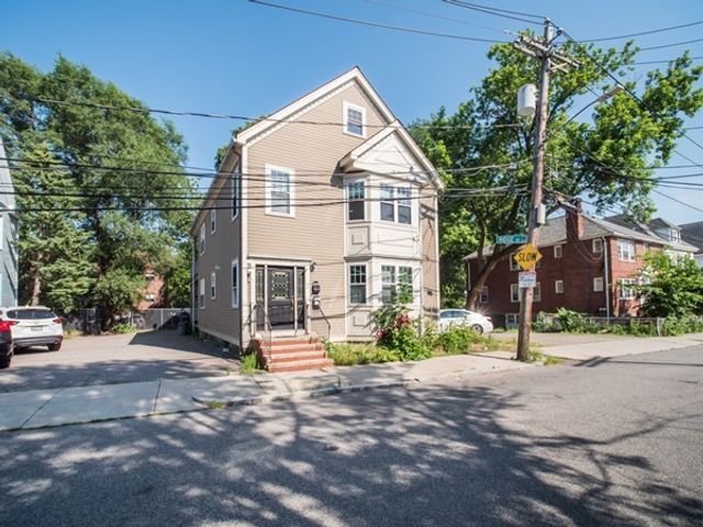 145 Murdock 1, Boston, MA 02135