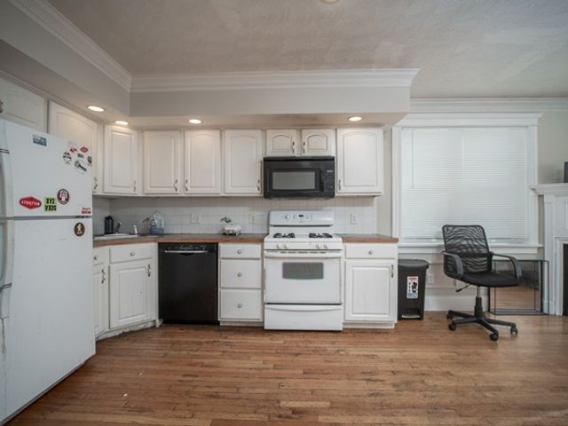145 Murdock 1, Boston, MA 02135
