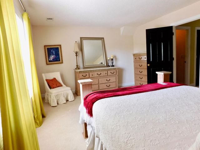 5472 Clearview Drive, North Charleston, SC 29420