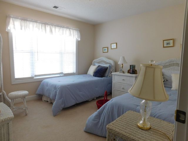 5472 Clearview Drive, North Charleston, SC 29420