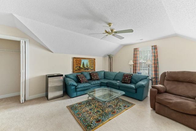 5472 Clearview Drive, North Charleston, SC 29420