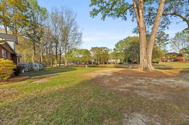 5472 Clearview Drive, North Charleston, SC 29420