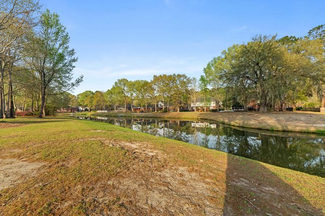 5472 Clearview Drive, North Charleston, SC 29420