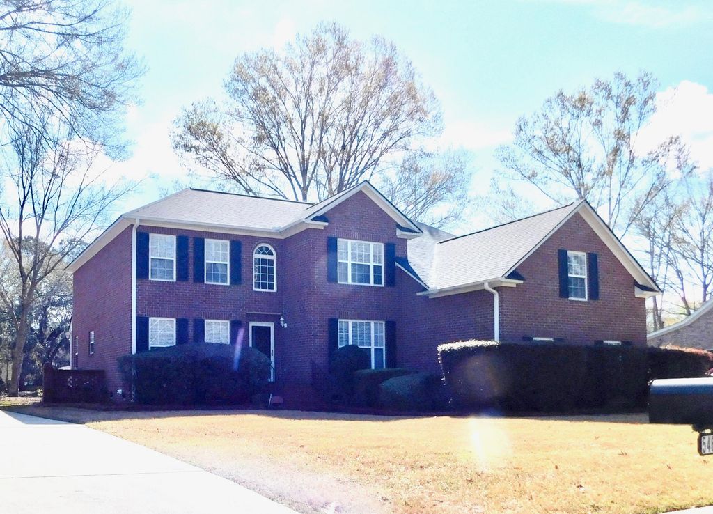 Image 22 of property listing at 5472 Clearview Drive, North Charleston, SC 29420