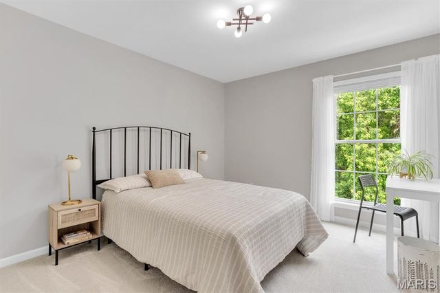 5522 Bellemeade Trail Court, St Louis, MO 63129