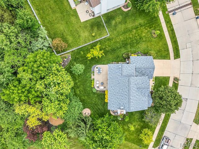 5522 Bellemeade Trail Court, St Louis, MO 63129