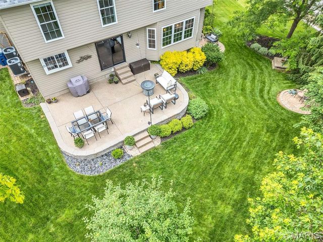 5522 Bellemeade Trail Court, St Louis, MO 63129