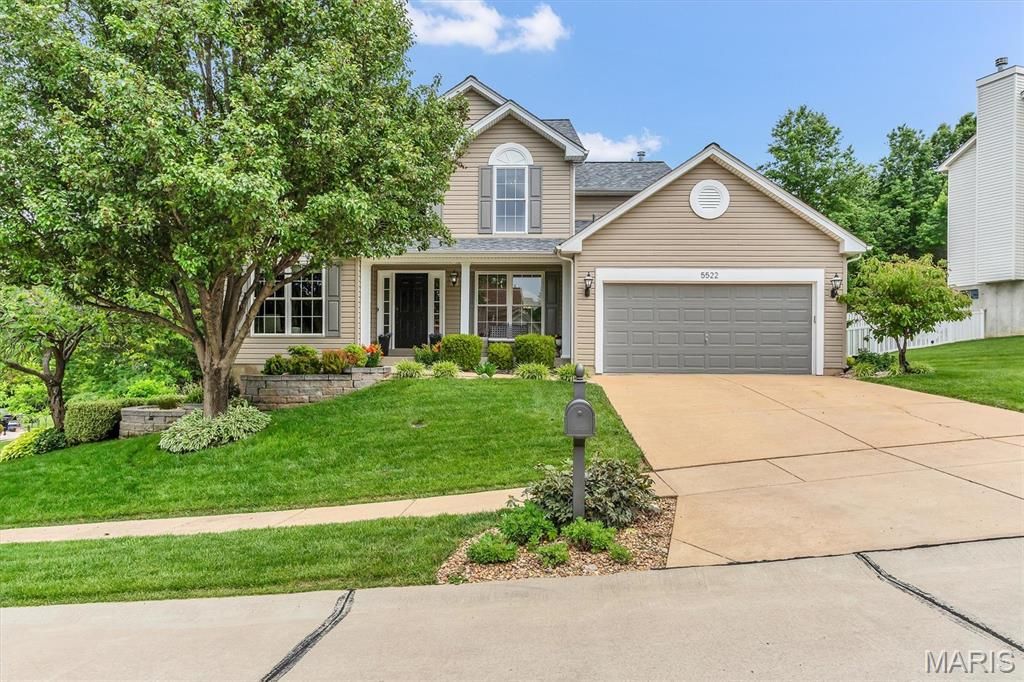 5522 Bellemeade Trail Court, St Louis, MO 63129