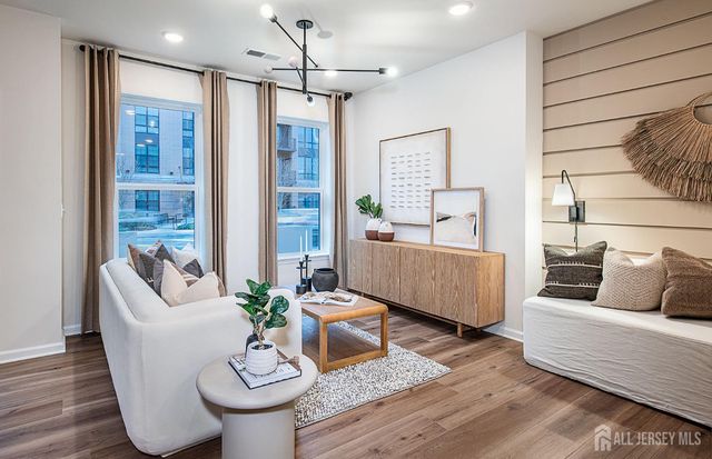 35 Tuckman Drive, South Brunswick, NJ 08852