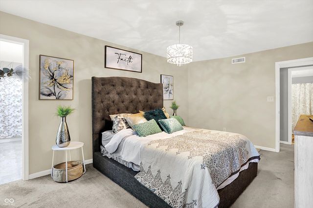 340 Seabreeze Circle, Avon, IN 46123